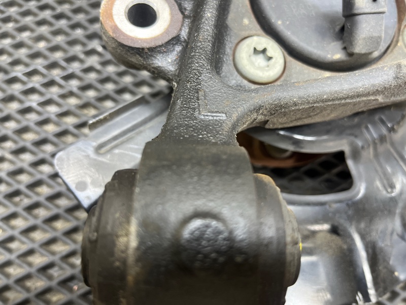 Кулак в сборе со ступицей, 14000 рублей, Ховрино