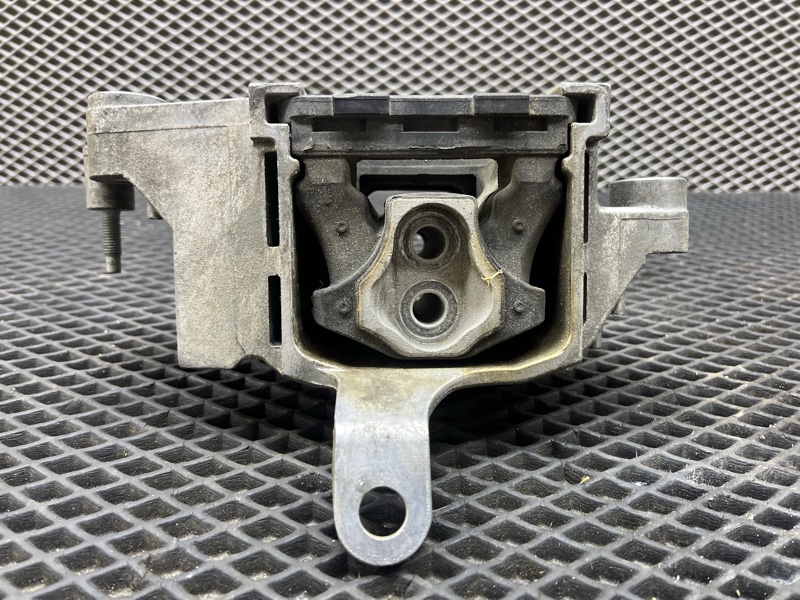 Подушка двигателя, 10000 рублей, Ховрино