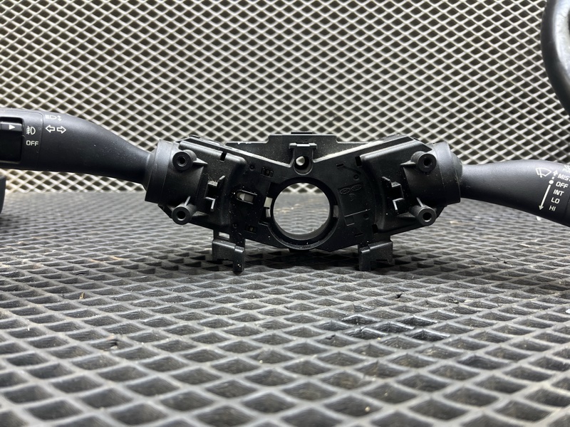 Блок подрулевых переключателей, 5000 рублей, Ховрино