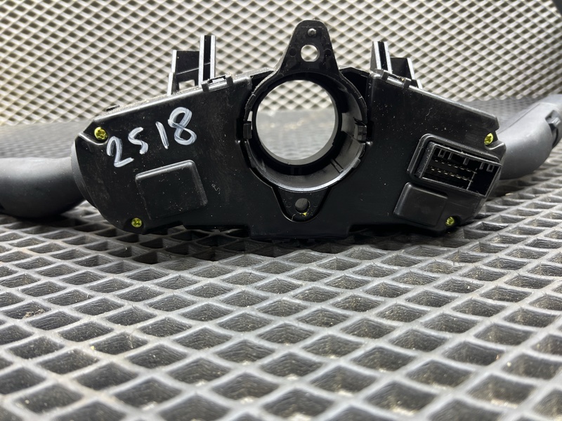 Блок подрулевых переключателей, 5000 рублей, Ховрино