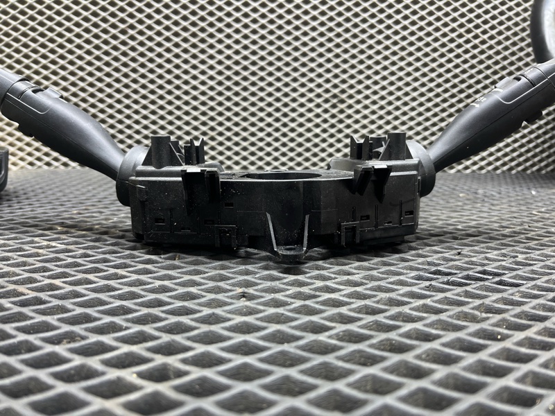 Блок подрулевых переключателей, 5000 рублей, Ховрино