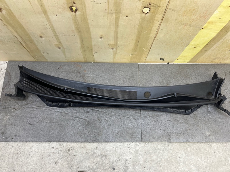 Решетка под лобовое стекло, 7000 рублей, Ховрино