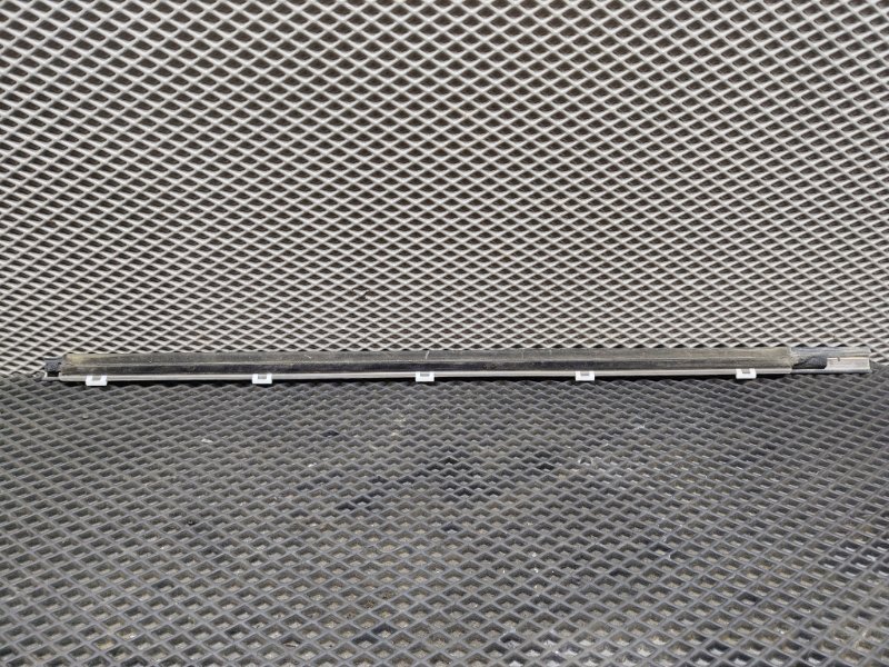 Молдинг двери, 2000 рублей, Ховрино