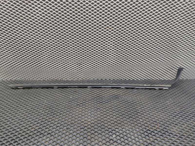 Накладка стойки лобового стекла, 3000 рублей, Ховрино