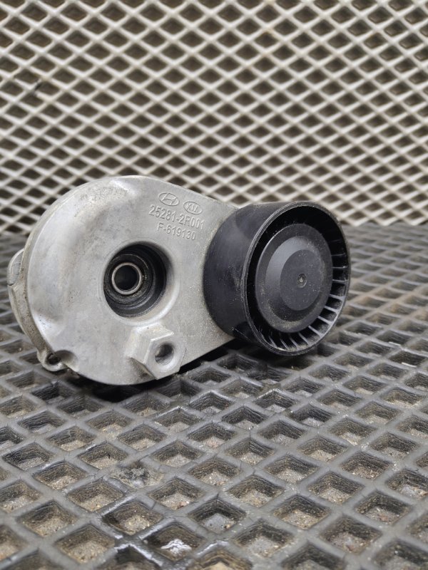 Ролик натяжной навесного оборудования, 2500 рублей, Ховрино