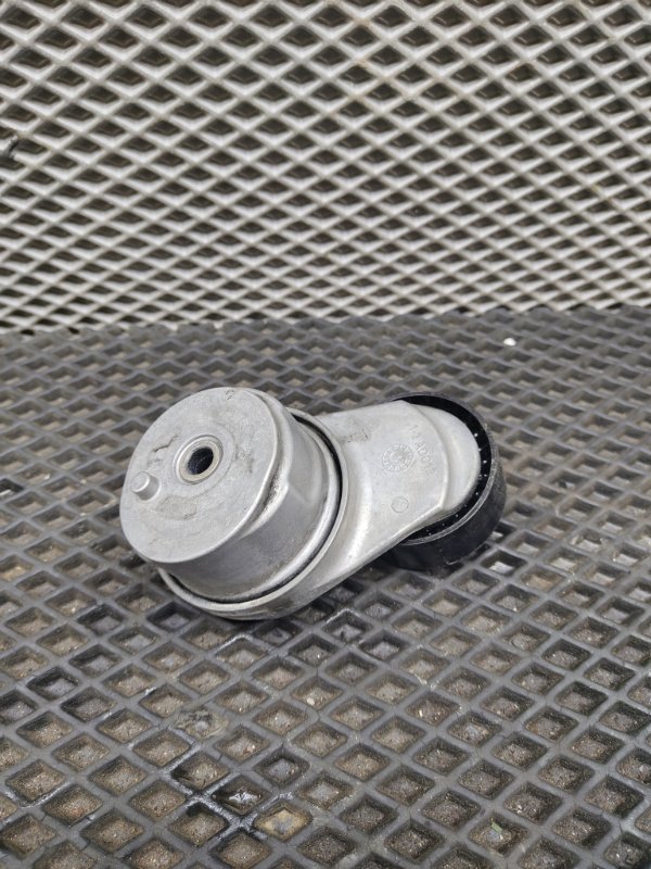 Ролик натяжной навесного оборудования, 2500 рублей, Ховрино