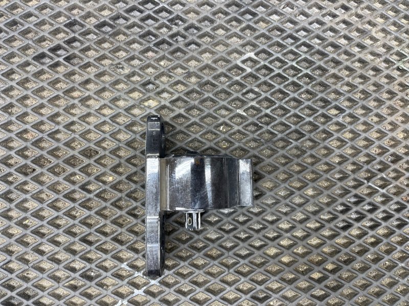 Петля двери, 9000 рублей, Ховрино