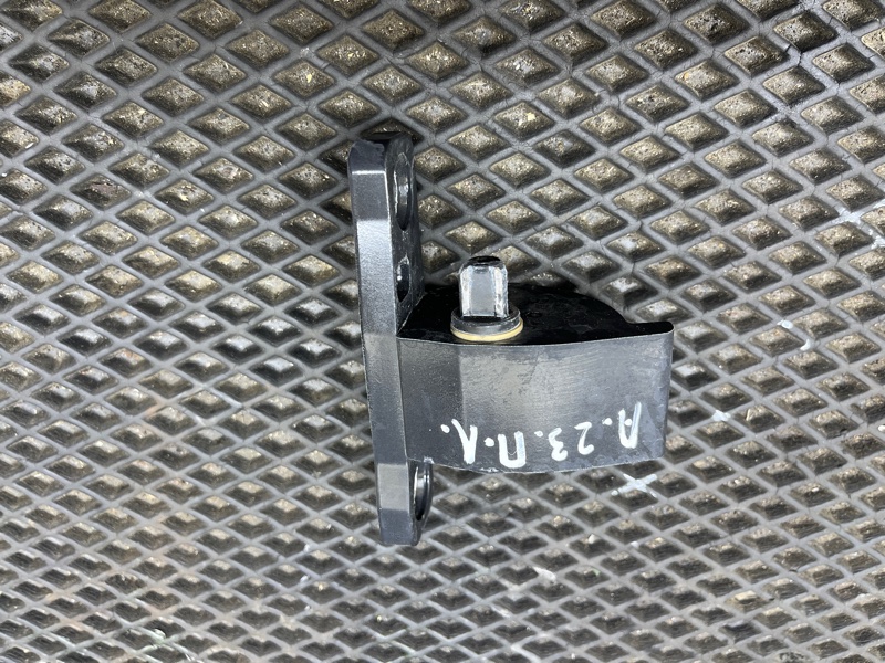 Петля двери, 9000 рублей, Ховрино