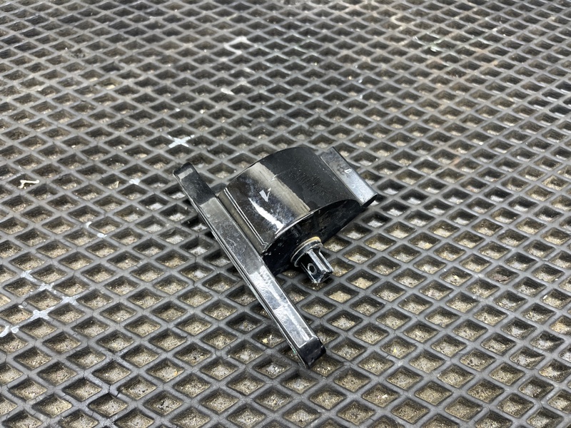 Петля двери, 9000 рублей, Ховрино