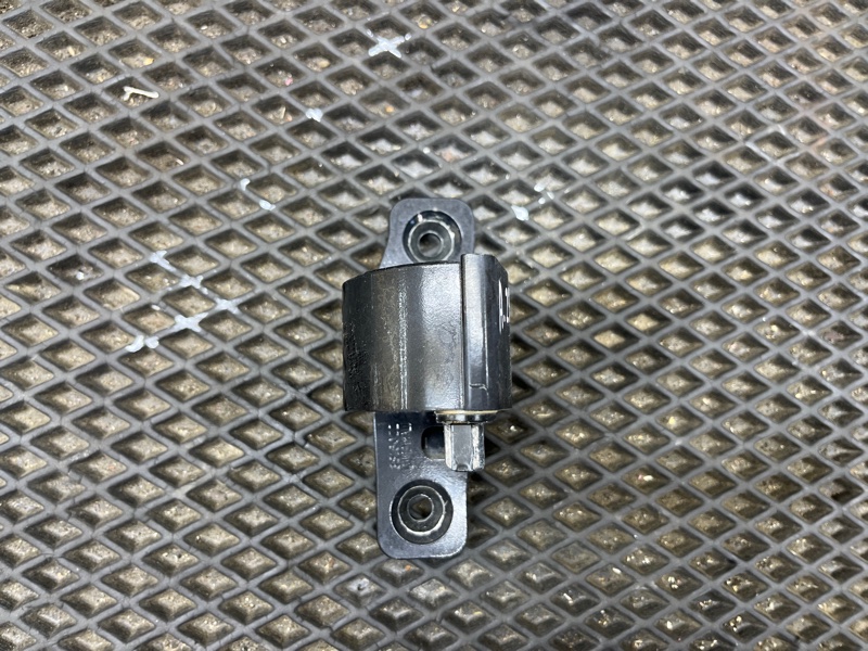 Петля двери, 9000 рублей, Ховрино