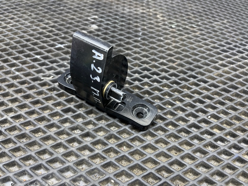 Петля двери, 3500 рублей, Ховрино