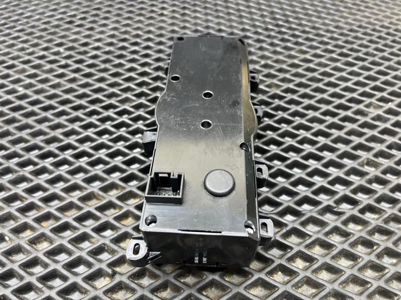 Блок управления климат-контролем, 2500 рублей, Ховрино