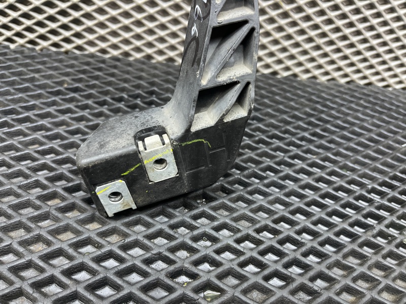 Крепление бампера, 1500 рублей, Ховрино