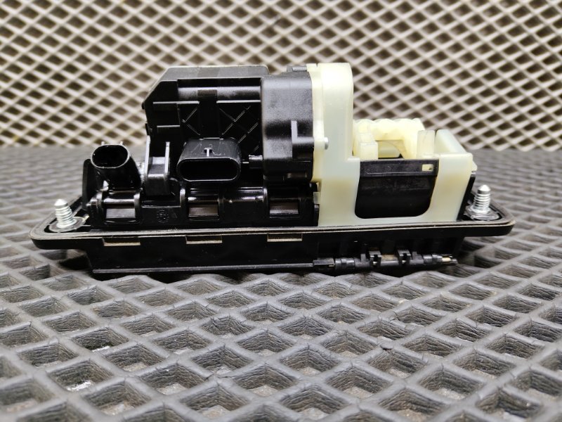 Кнопка открывания багажника, 6000 рублей, Ховрино