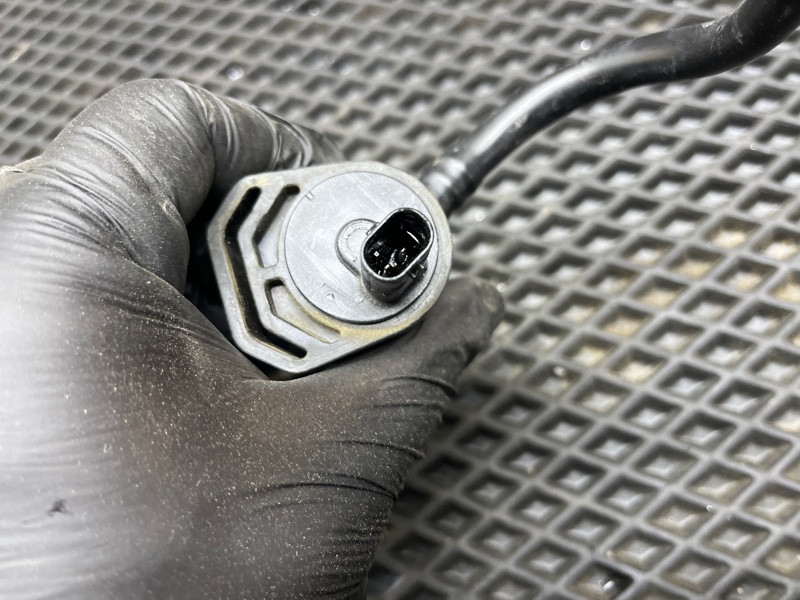 Клапан вентиляции топливного бака, 3000 рублей, Ховрино