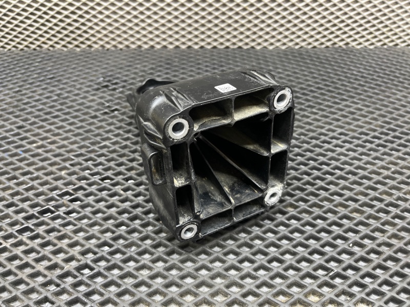 Кронштейн опоры двигателя, 3500 рублей, Ховрино