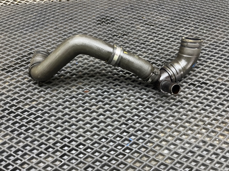 Патрубок системы охлаждения, 1000 рублей, Ховрино