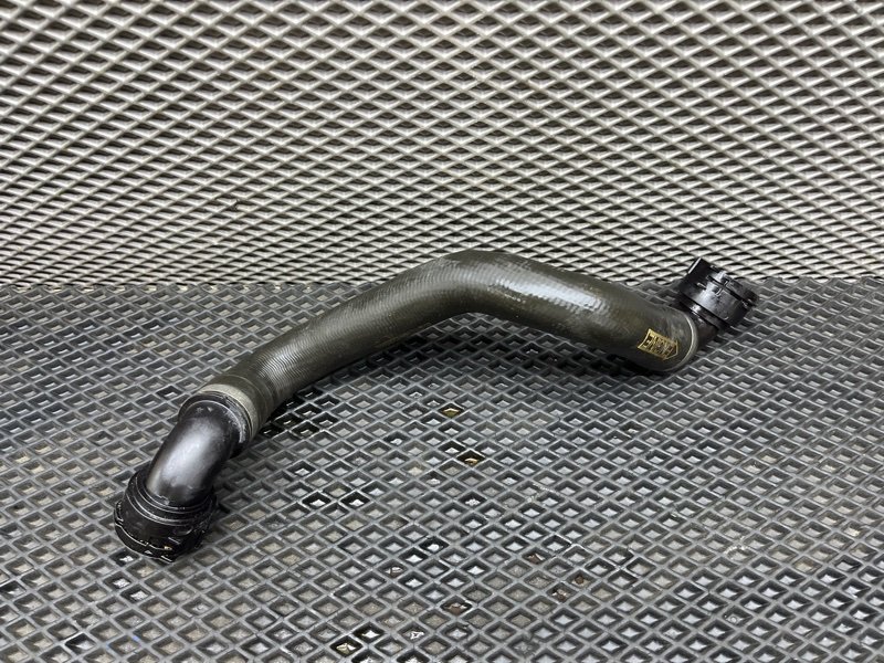 Патрубок системы охлаждения, 3000 рублей, Ховрино