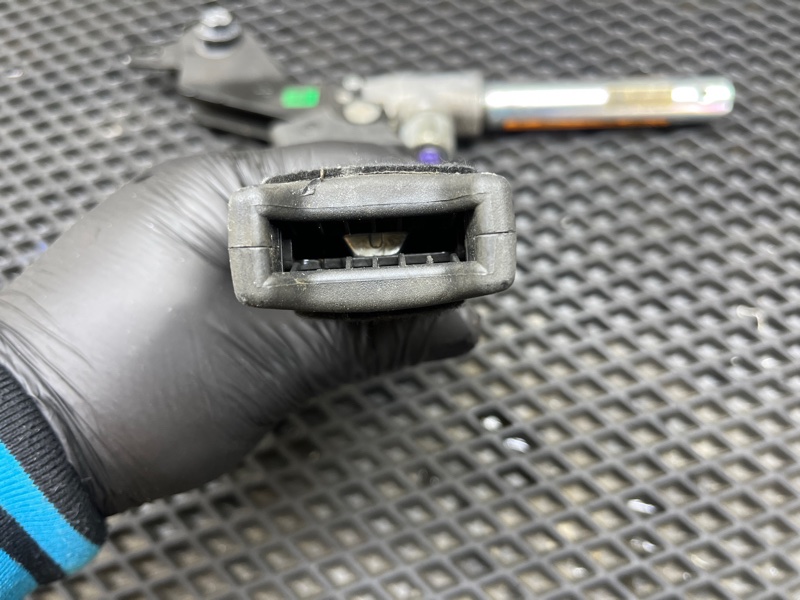 Преднатяжитель ремня безопасности, 9000 рублей, Ховрино