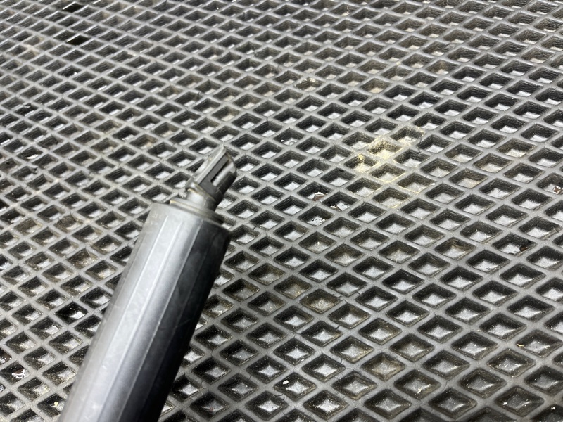 Амортизатор двери багажника, 5000 рублей, Ховрино