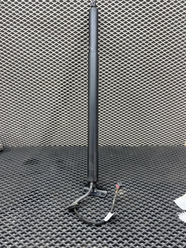 Амортизатор двери багажника, 12000 рублей, Ховрино