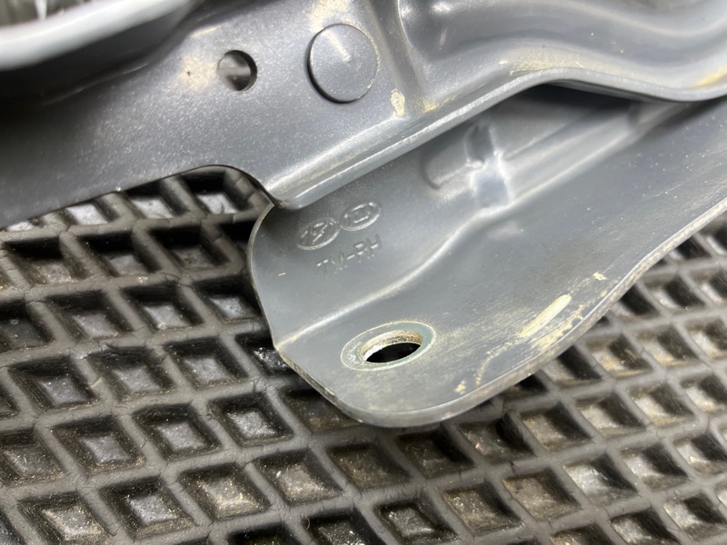 Петля капота, 6000 рублей, Ховрино