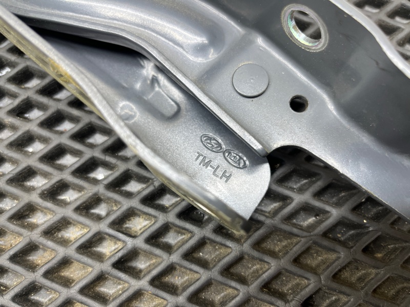 Петля капота, 6000 рублей, Ховрино