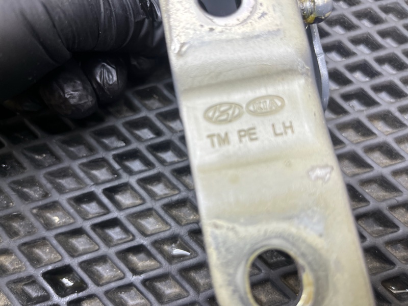 Петля капота, 6000 рублей, Ховрино