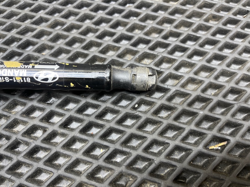 Амортизатор капота, 1000 рублей, Ховрино