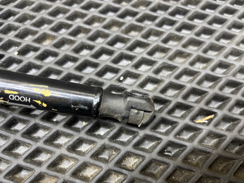 Амортизатор капота, 1000 рублей, Ховрино