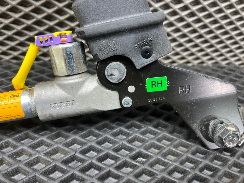 Преднатяжитель ремня безопасности, 10000 рублей, Ховрино