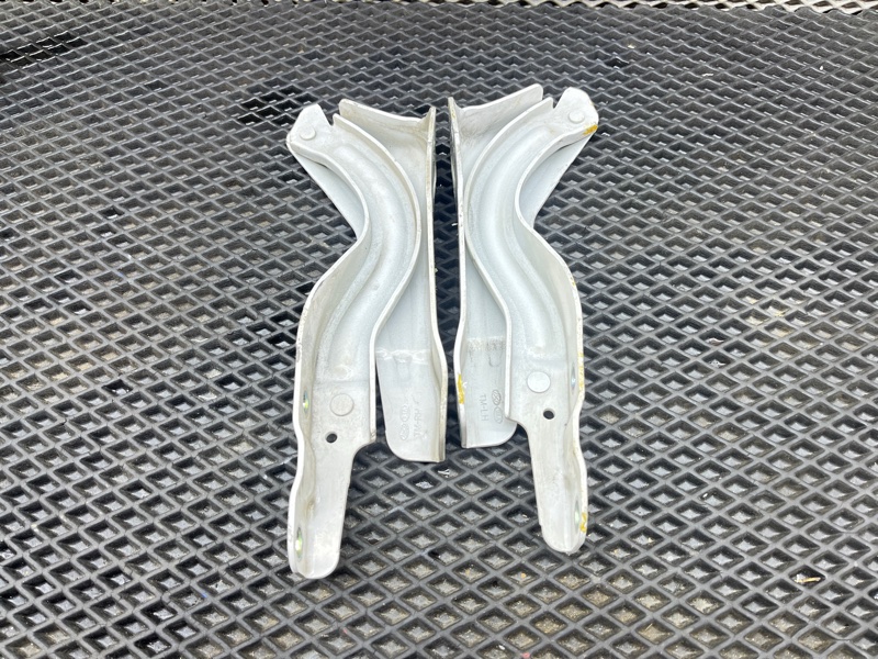 Петля капота, 5000 рублей, Ховрино