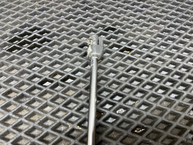 Амортизатор капота, 1000 рублей, Ховрино