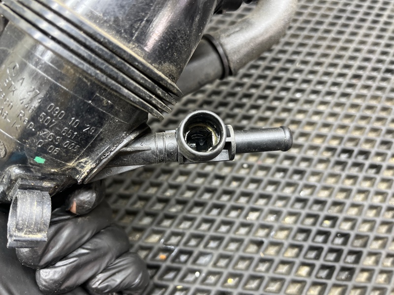 Клапан вентиляции картера в сборе, 12000 рублей, Ховрино