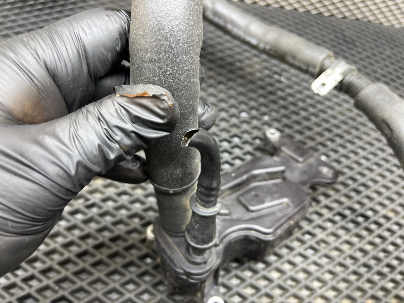 Клапан вентиляции картера в сборе, 12000 рублей, Ховрино