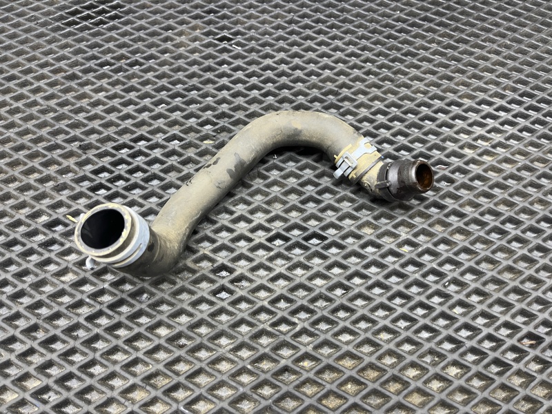 Патрубок системы охлаждения, 1000 рублей, Ховрино