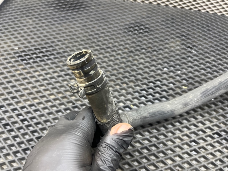 Патрубок системы охлаждения, 1000 рублей, Ховрино