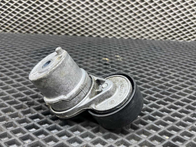 Натяжитель ремня генератора, 1500 рублей, Ховрино