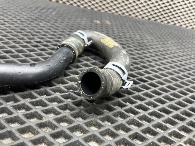 Патрубок системы охлаждения, 1500 рублей, Ховрино