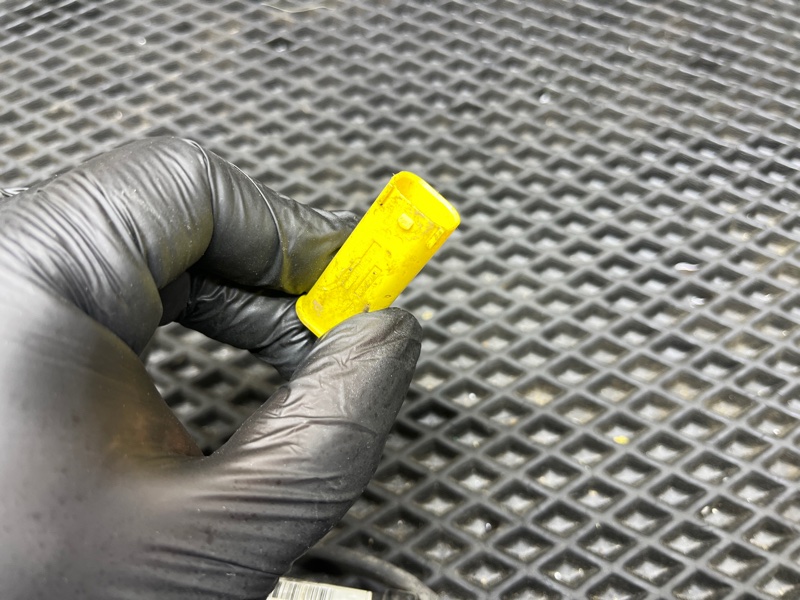 Пиропатрон петель капота, 3000 рублей, Ховрино