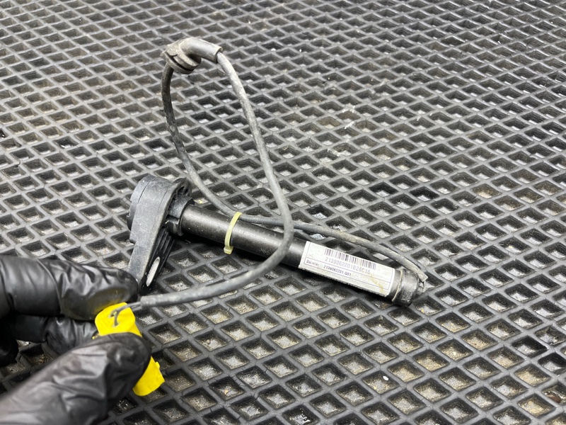 Пиропатрон петель капота, 3000 рублей, Ховрино