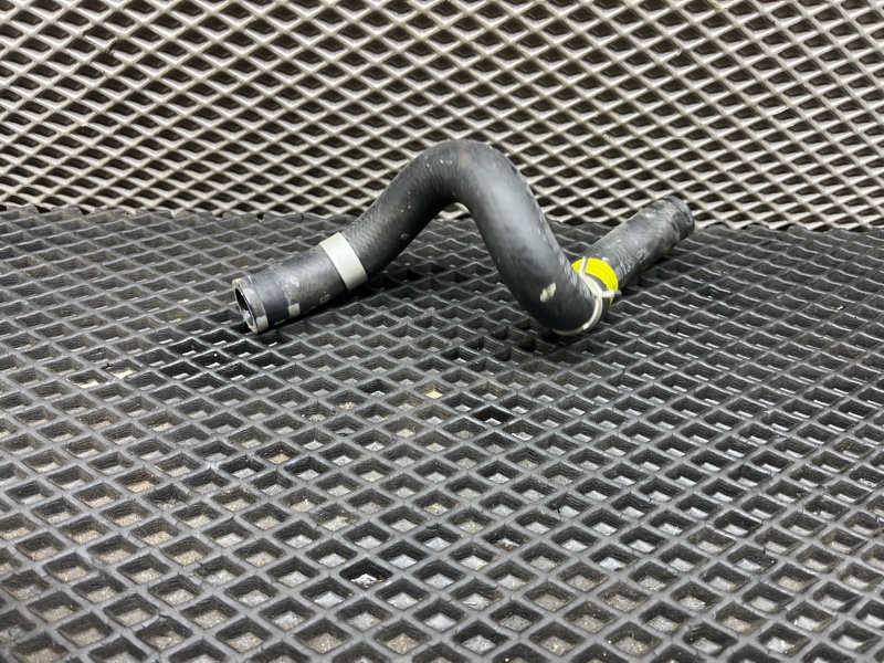 Патрубок системы охлаждения, 1000 рублей, Ховрино