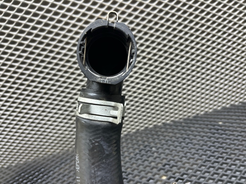 Патрубок системы охлаждения, 1500 рублей, Ховрино