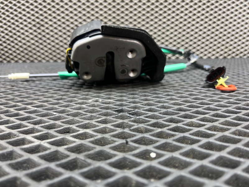 Замок боковой двери, 5000 рублей, Ховрино