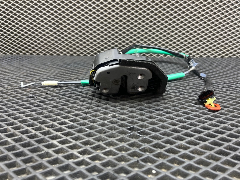 Замок боковой двери, 5000 рублей, Ховрино