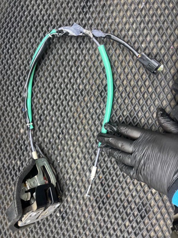 Замок боковой двери, 5000 рублей, Ховрино