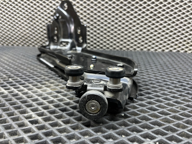 Ролик раздвижной двери, 8000 рублей, Ховрино