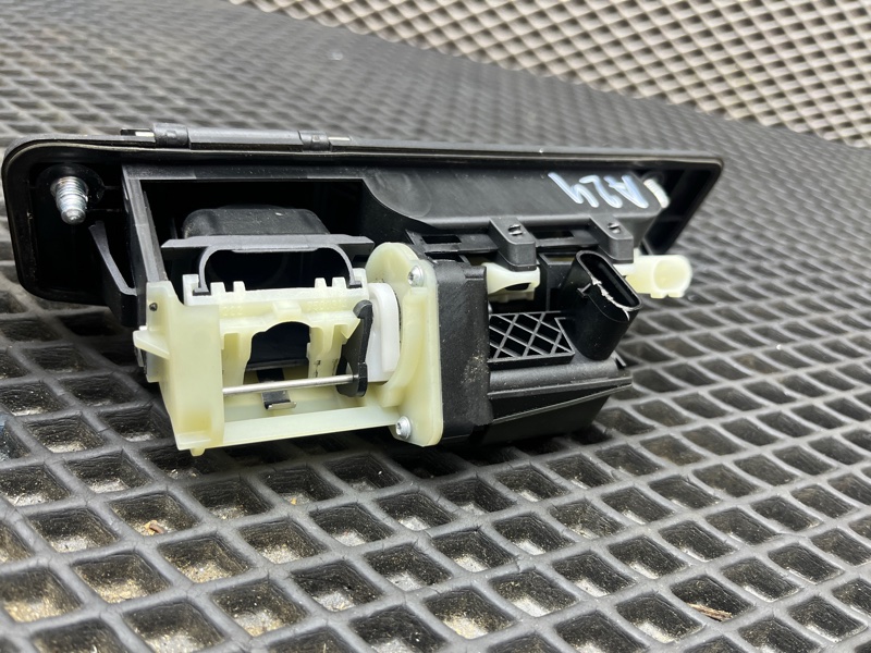 Ручка двери багажника, 3000 рублей, Ховрино