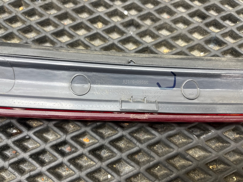 Накладка крышки багажника, 7000 рублей, Ховрино