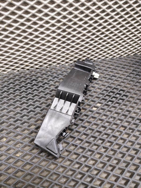 Кронштейн крыла, 2000 рублей, Ховрино